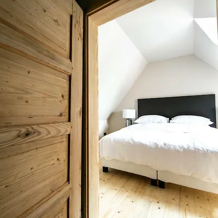 Private Retreat *