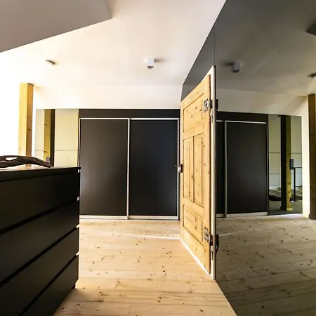 度假居 Private Retreat 黑措根奥拉赫